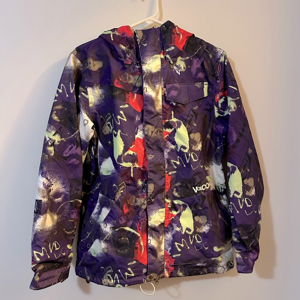 Volcom snowboard or ski jacket. Size M.